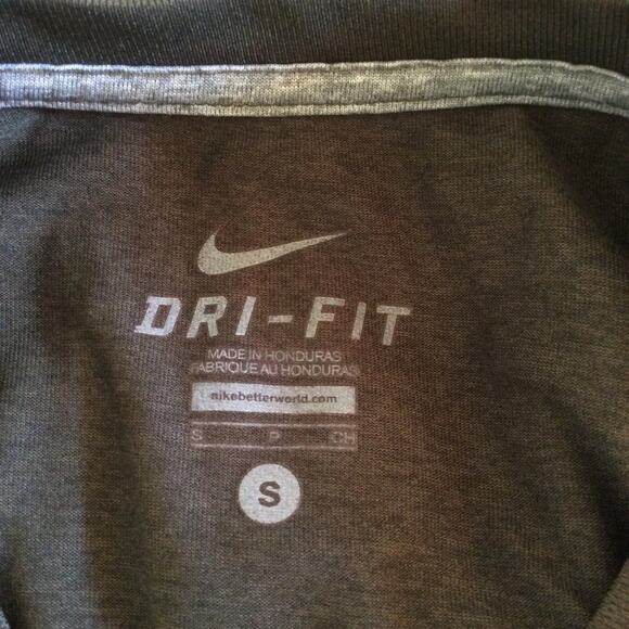 NIKE DriFit Men’s Athletic Small Army Green Shirt - Picture 6 of 6